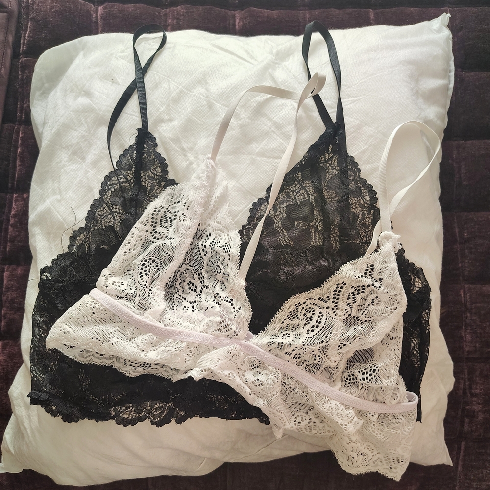 Lace Bralette Duo - Black and White
